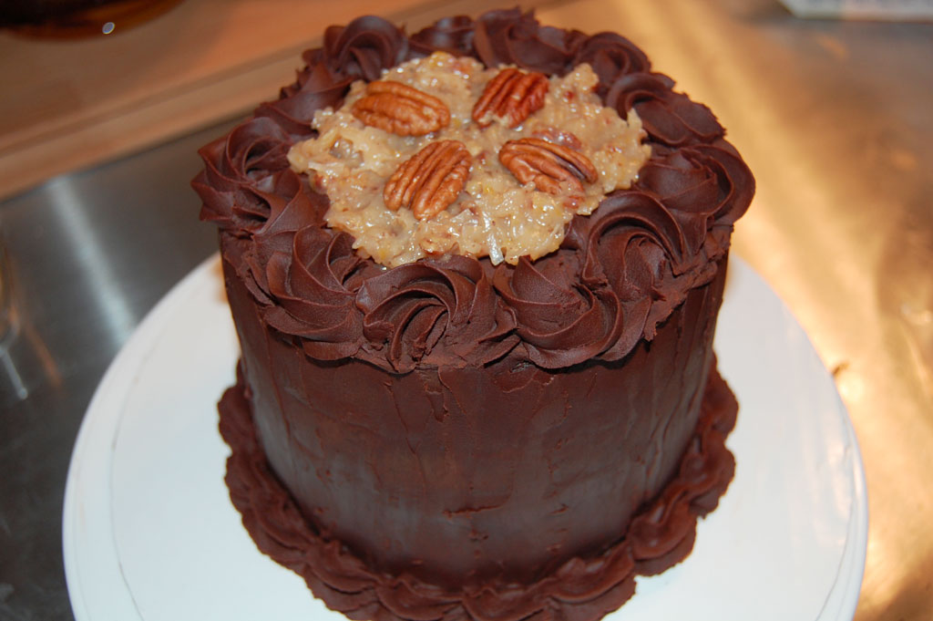 [Image: alton-brown-German-Chocolate-Cake.jpg]