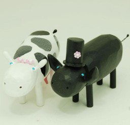 1024x1024px Cow And Bull Wedding Cake Toppers Picture in Wedding Cake