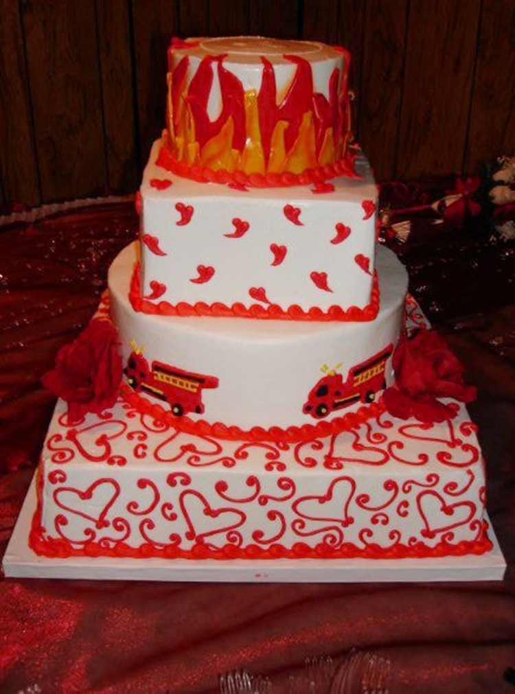 Fire Fighter Wedding Cake Picture in Wedding Cake