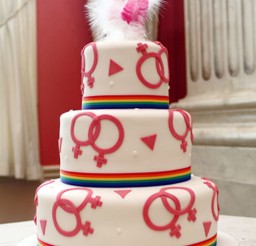 1024x1538px Lesbian Love Wedding Cake Picture in Wedding Cake