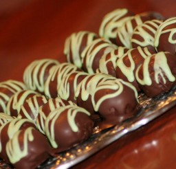 1024x684px Mint Chocolate Cake Balls Picture in Chocolate Cake