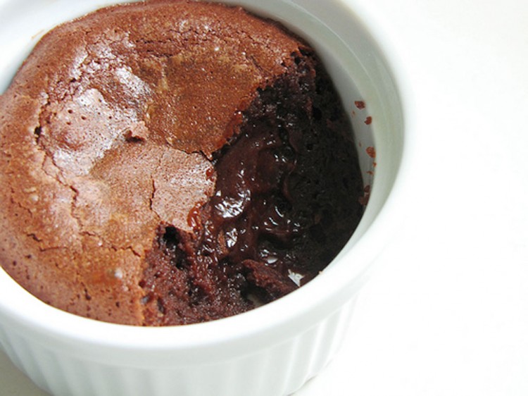 Molten Chocolate Lava Cakes Recipe Picture in Chocolate Cake