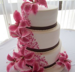 1024x1365px Round Stargazer Lilies Wedding Cakes Picture in Wedding Cake