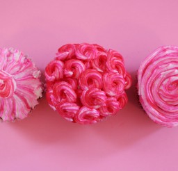 1024x683px Valentine’s Day Swirled Cupcakes Picture in Valentine Cakes