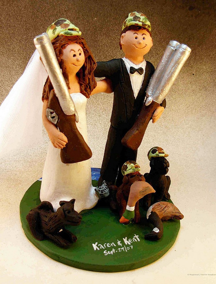Gone Hunting Wedding Cake Toppers Picture in Wedding Cake