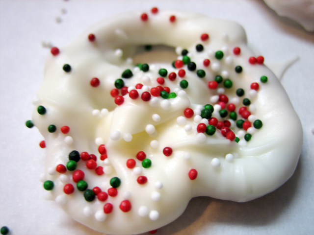 White Chocolate Covered Pretzels Picture in Chocolate Cake